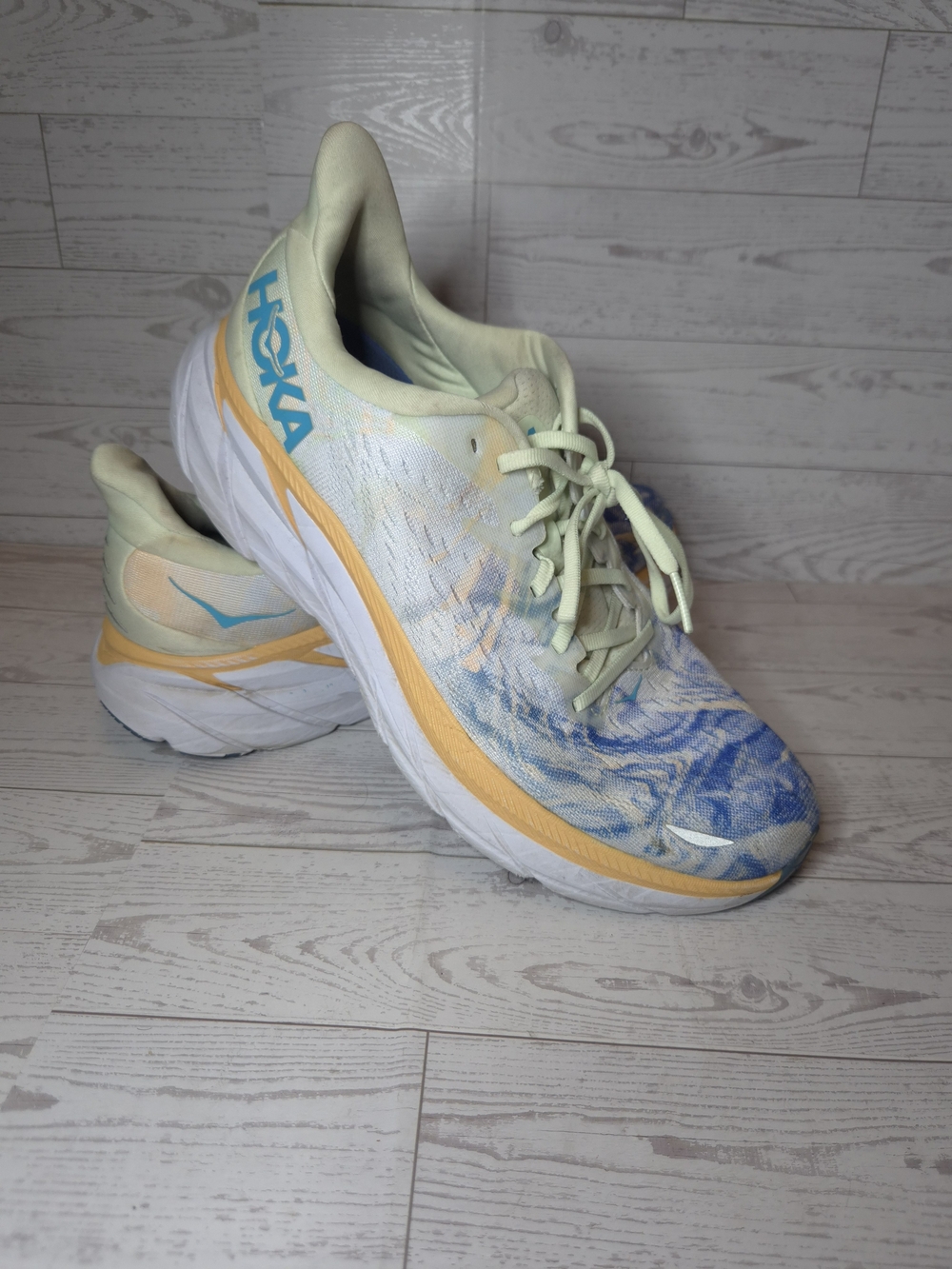 Hoka One One Clifton 8 Together